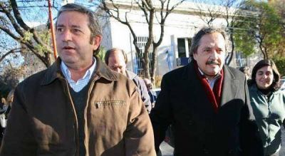 El radicalismo apura el paso para la disputa por el 2011