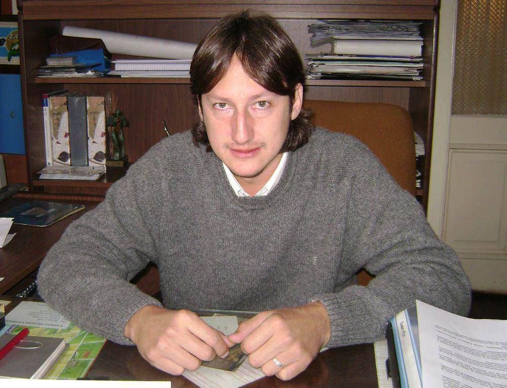 ''Hay que conversar mucho con todos aquellos que no est�n en el partido para afianzar el Acuerdo C�vico y Social''
