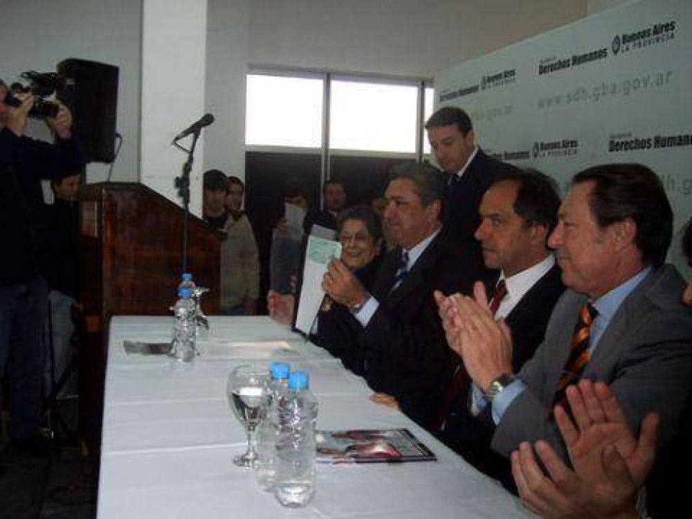  Scioli en la ciudad Se inaugur� la oficina de Derechos Humanos en Berisso