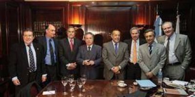 Acuerdo del PJ disidente: enfrentar� a Kirchner