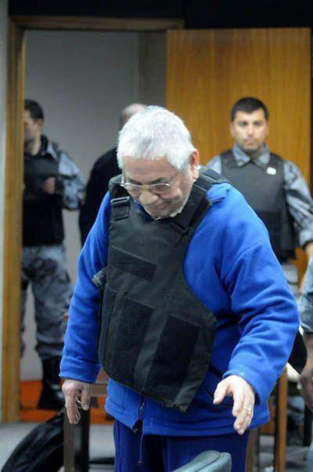 Condenaron a prisi�n perpetua al ex suboficial Gregorio Molina