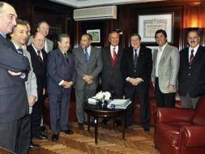 El peronismo disidente cerr� filas contra el kirchnerismo