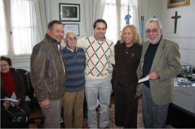 La Intendente Giroldi entreg� nuevos subsidios a Instituciones de nuestra ciudad