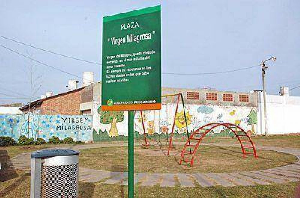 Con la inauguraci�n de la Plaza �Virgen Milagrosa� est� culminando la recuperaci�n de espacios verdes