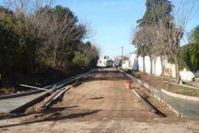 Comenz� la pavimentaci�n de 26 cuadras. 