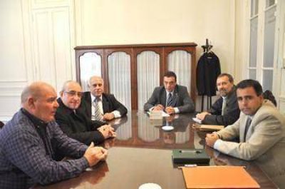 Econom�a regional Brindaron detalles a C�ffaro sobre el Parque Industrial PyME