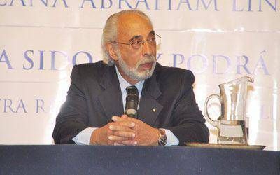 Kovadloff: �hay que restituirle credibilidad a la democracia�