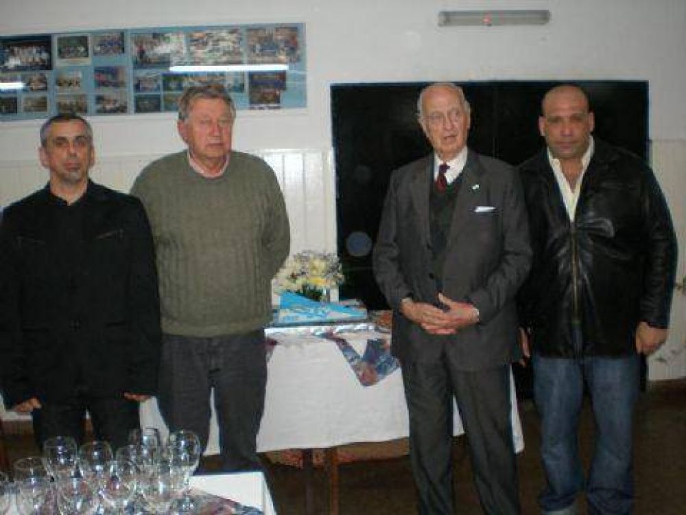 Festejo en la sede El festejo por los 66 a�os del CEYE