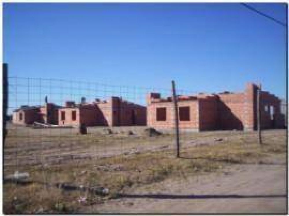 Chacabuco  Doscientas familias tendr�n su techo propio