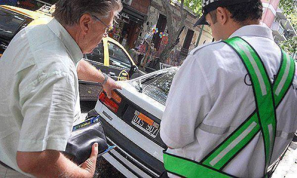  Ponen en marcha el sistema para que vecinos de la Ciudad denuncien infracciones viales  