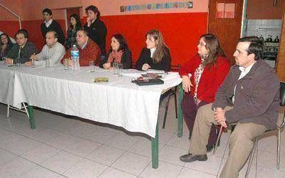 Presentan a vecinos del 3 de Febrero el Programa de Mejoramiento Barrial