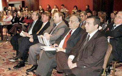 Seminario de oportunidades comerciales en Santa Cruz y Chile