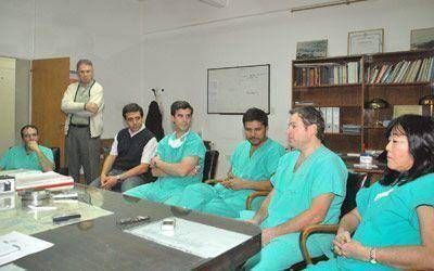 Dos cirujanos infantiles del Garrahan operaron en el Hospital Regional