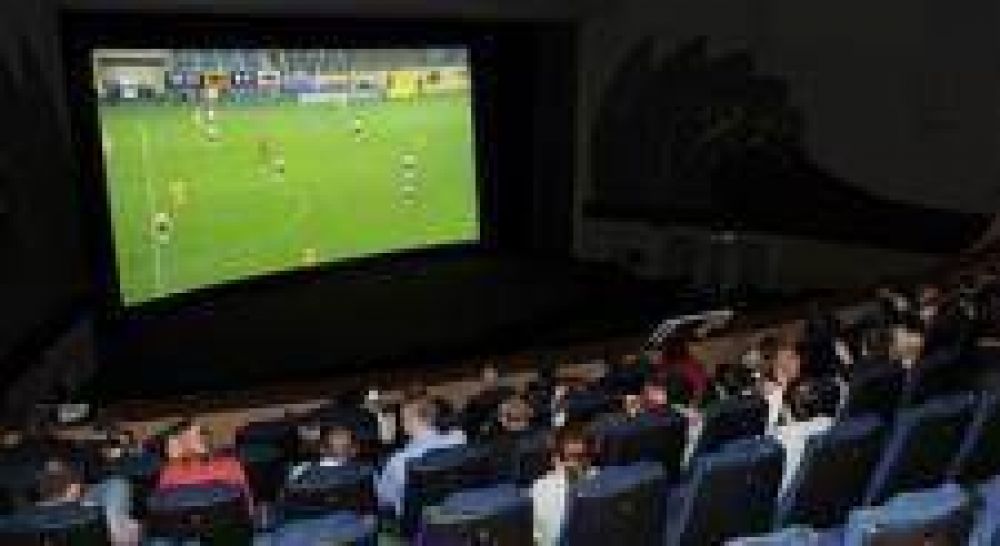 El Mundial y la Selecci�n en pantalla gigante