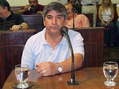  AVELLANEDA | CONCEJO DELIBERANTE Gamarra: �El �nico candidato es �Cacho� �lvarez�