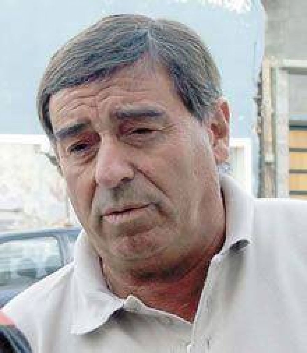 Cimadevilla: La UCR pedira la inconstitucional la convocatoria a elecciones de Das Neves