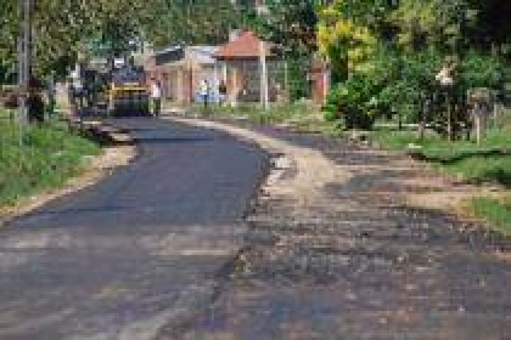 Florencio Varela: Explican por qu� los vecinos deben pagar el asfalto