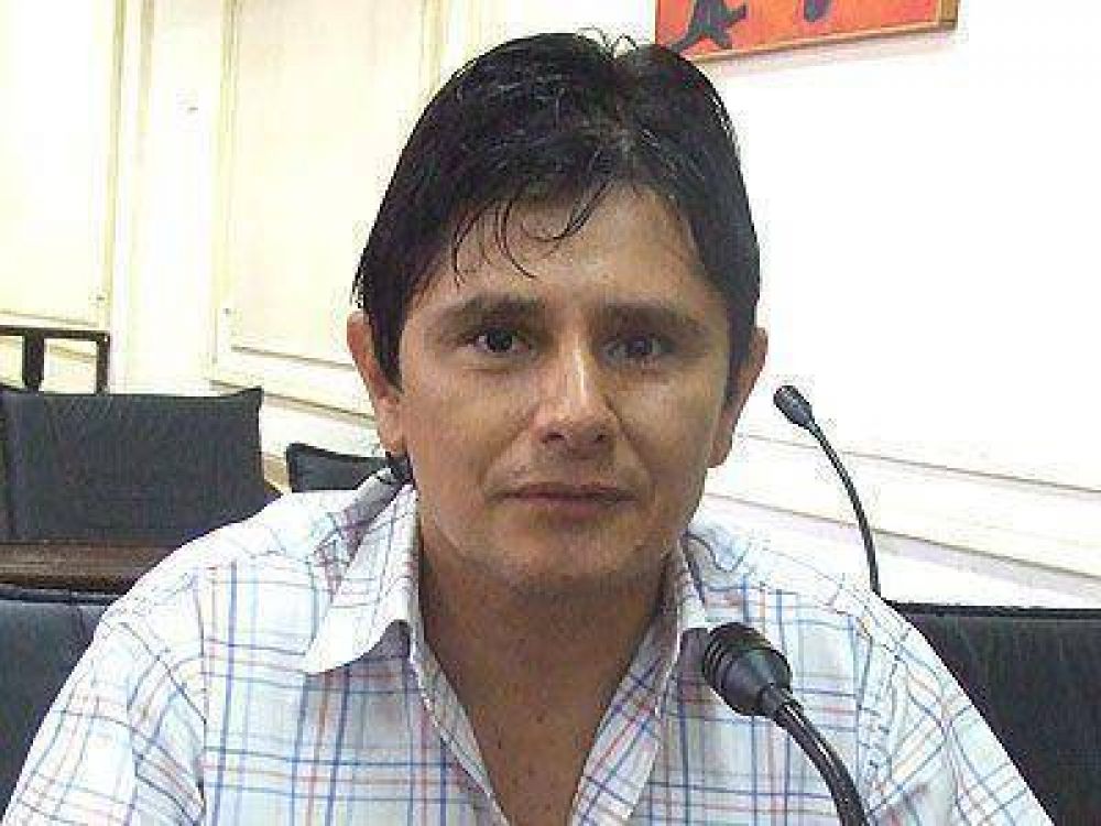 LAN�S | INTERNA DENARVA�STA Di Masi: �Bianchi hace pol�tica desde un caf�