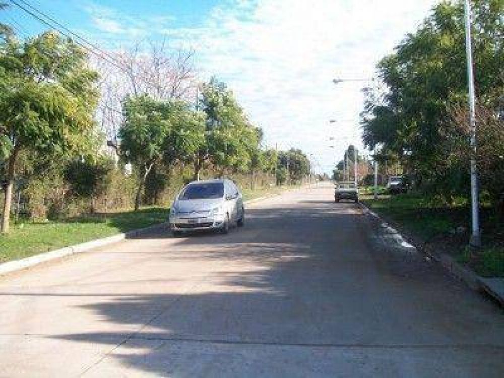 Calle 4 de febrero: �es o no es doble mano?