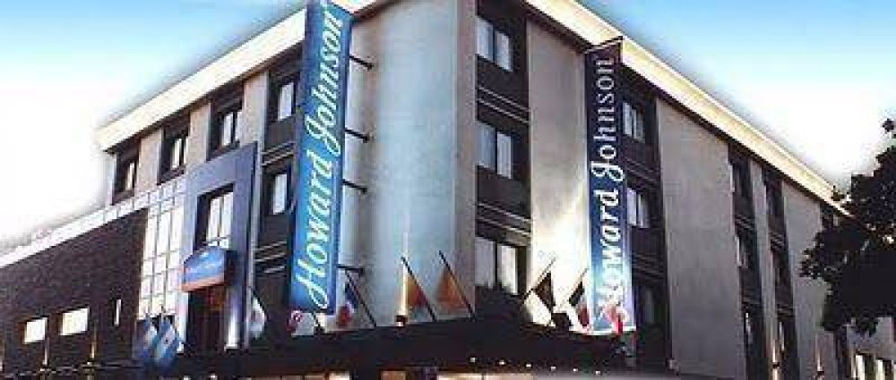 Allanamientos de Prefectura y la DGI en los dos hoteles �Howard Johnson�