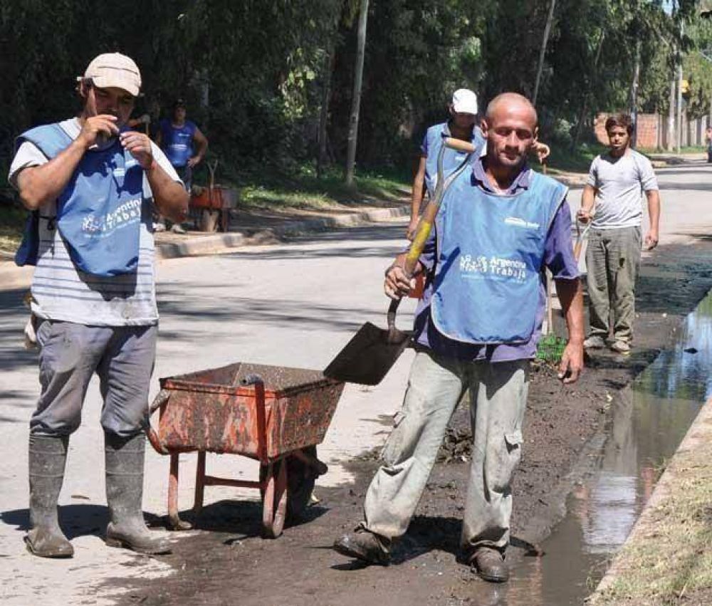No aclares, que oscurece Ante los graves dichos de Gim�nez, el Ejecutivo sale a aclarar que con Nacion "est� todo bien" 