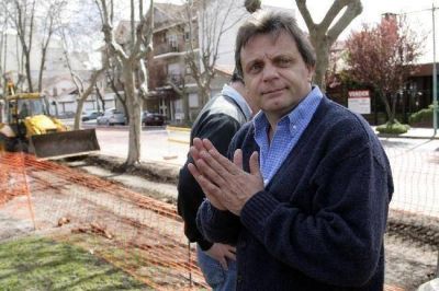 Ser funcionario de Pulti tiene sus beneficios