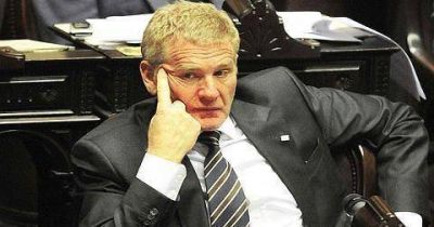 De Narv�ez ratific� que representar� a la provincia en 2011 en Solano