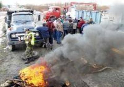 Camioneros cortaron la ruta en Jun�n de los Andes