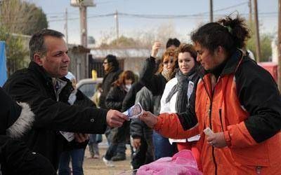 Buzzi hizo campa�a en Madryn