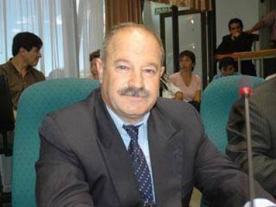 Fern�ndez propone impulsar la pesca artesanal y mejorar las condiciones portuarias