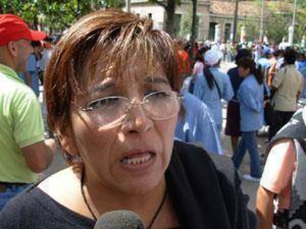 Yolanda Canchi fue reelecta en el gremio de la sanidad