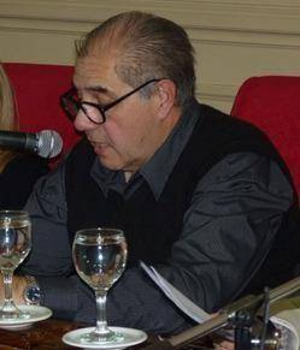 El concejal Gozo reclam� la instalaci�n de garitas en varias paradas de colectivos