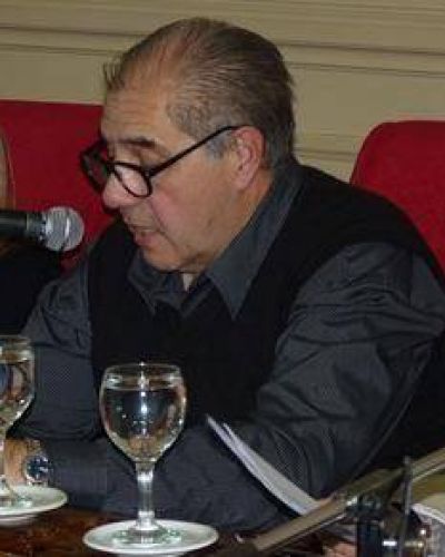 El concejal Gozo reclam� la instalaci�n de garitas en varias paradas de colectivos