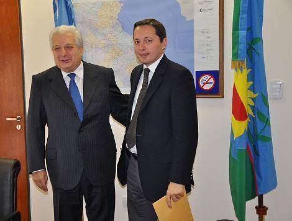 Esteban Echeverria: Dise�aron estrategias para la creaci�n de nuevos puestos de trabajo