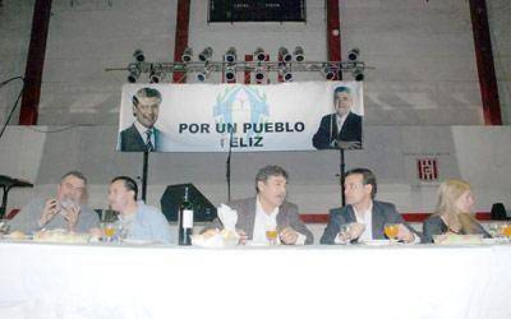 Mac Karthy: �son muchos los que creen que podemos continuar lo de Das Neves�