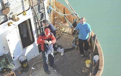 Los gremios ligados a la pesca pretenden un aumento salarial
