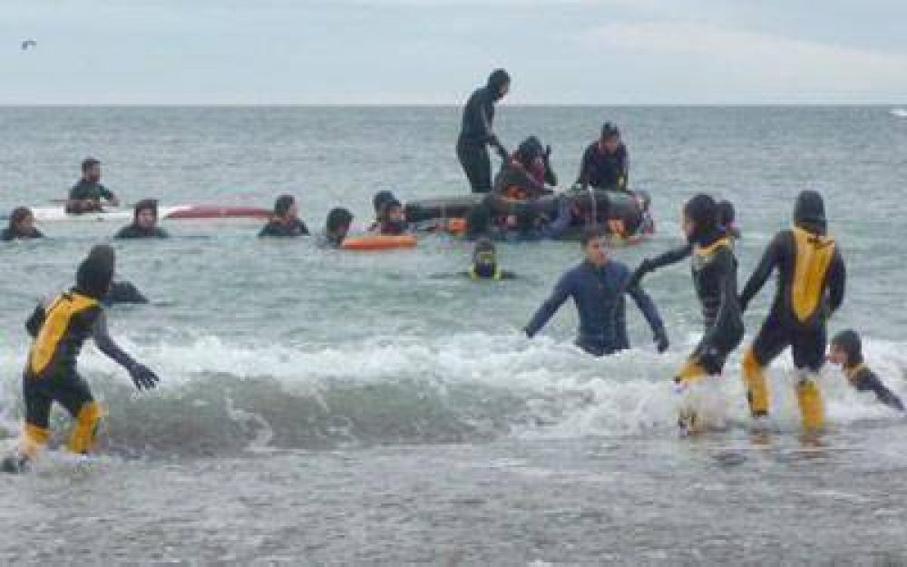 Adolescentes de Puerto Deseado se instruyeron en el CADACE de Caleta