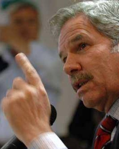 Sol� quiere medirse con Duhalde por la candidatura presidencial 