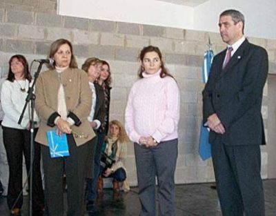 El Intendente encabez� el acto de Promesa a la Bandera de alumnos de Avellaneda