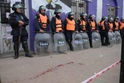 El intendente carg� contra el local bailable