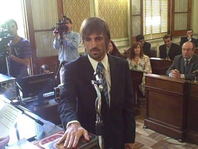 Un proyecto impulsado por �Nuevo Z�rate� El HCD adhiri� a la legalizaci�n del matrimonio gay