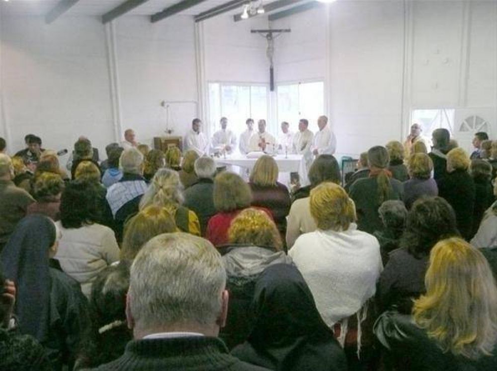 Inauguraron capilla en la Unidad 38