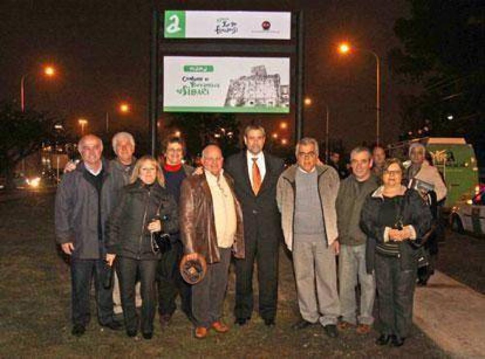 Inauguraron cinco plazoletas en la Avenida Ram�n Franco