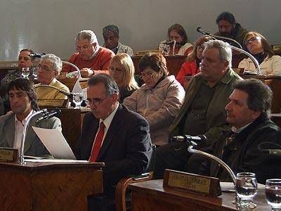 LOMAS | CONCEJO DELIBERANTE Aprobaron un pedido de informe acerca de la situaci�n del Hospital Alende