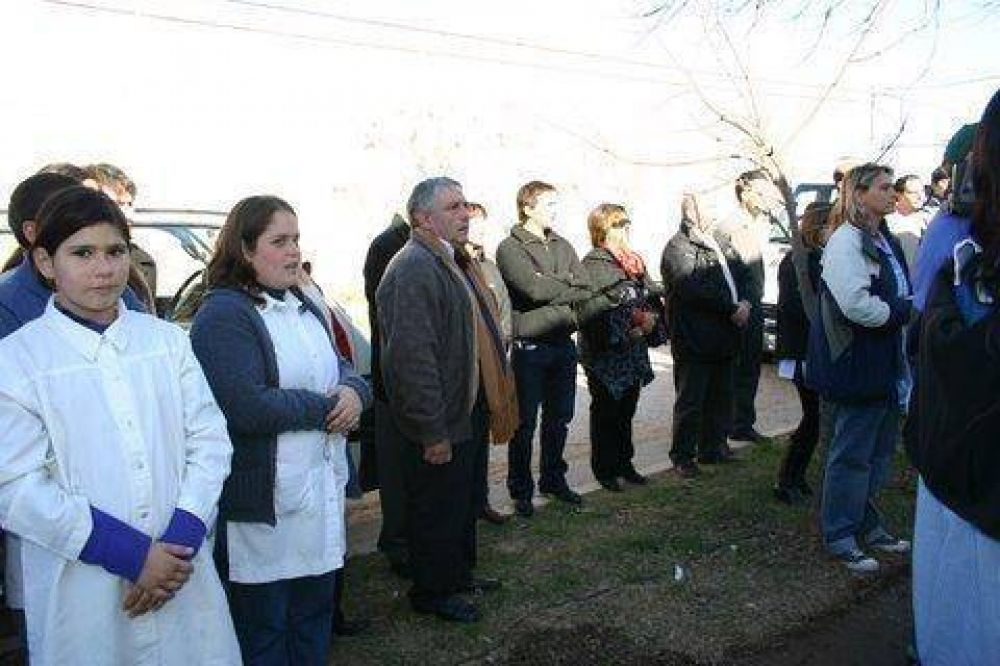 Este mi�rcoles en Salto Inauguraron obras de refacci�n de la Escuela N� 501
