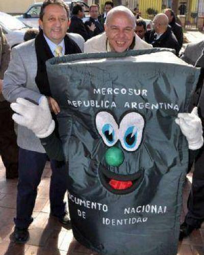 Para Jaque hay mezquindad pol�tica en Diputados