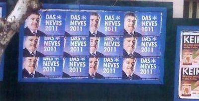 Fuerte campa�a publicitaria de Das Neves en la Costa Atl�ntica