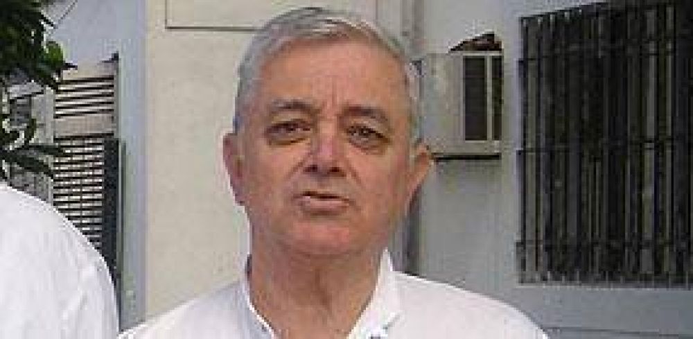  LOMAS | POL�MICA Tiraron a la basura siete toneladas de medicamentos vencidos