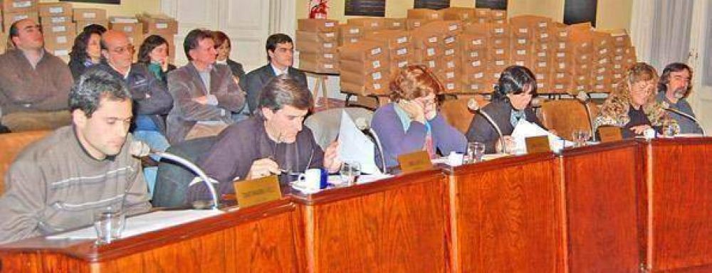 En Saladillo, ediles constituyeron al Concejo en comisi�n