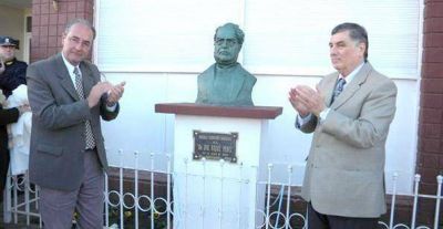 Oreja anunci� la obra de circunvalaci�n, viviendas y electrificaci�n en Roque P�rez